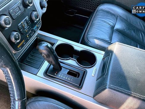 Used 2016 Ford Expedition EL XLT image 16