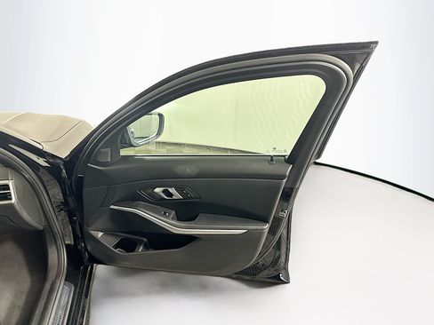 Used 2025 BMW 330i Sedan RWD image 34