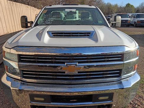 Used 2018 Chevrolet Silverado 3500 W/T image 2
