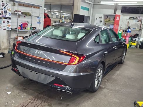 Used 2022 Hyundai Sonata SEL FWD image 6