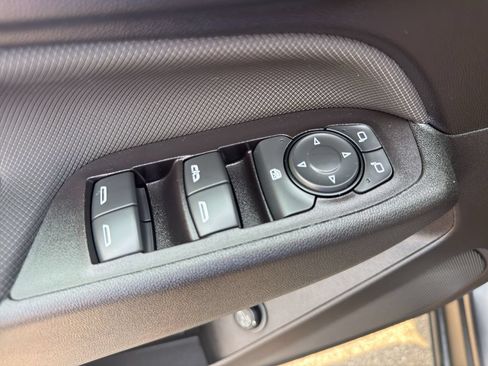 Certified 2022 Chevrolet Equinox RS w/ Infotainment Package AWD/4WD image 12