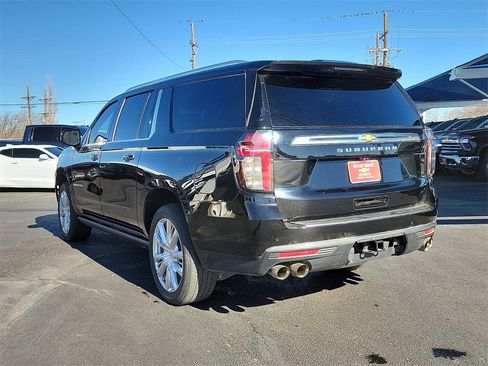 Used 2023 Chevrolet Suburban High Country w/ Premium Package 2 image 3