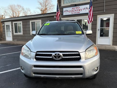 Used 2008 Toyota RAV4 Limited image 2