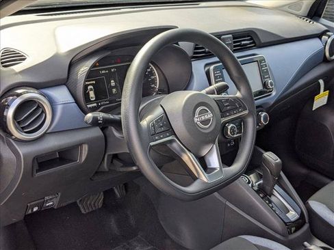 New 2025 Nissan Versa SV w/ Trunk Package FWD image 3