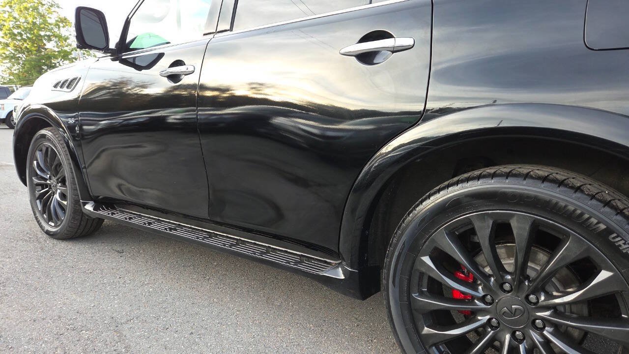 Used 2015 INFINITI QX80 4WD w/ Deluxe Technology Package image 10
