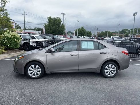 Used 2014 Toyota Corolla LE FWD image 5
