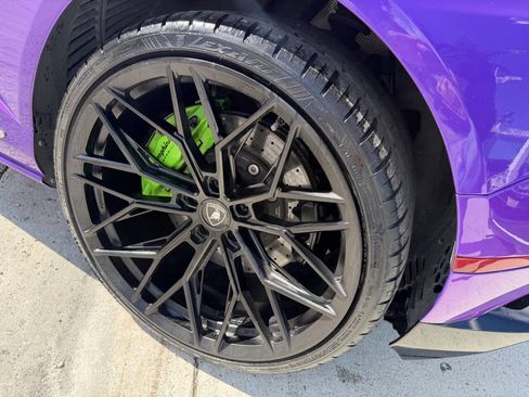 Used 2020 Lamborghini Huracan EVO image 20