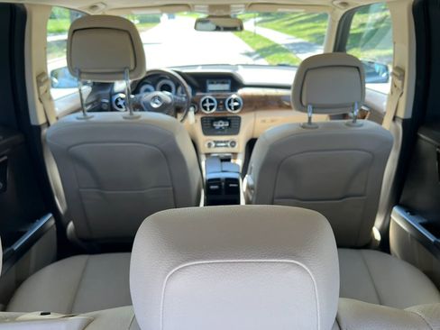 Used 2015 Mercedes-Benz GLK 350 2WD image 26