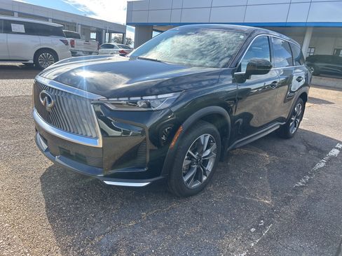 Certified 2026 INFINITI QX60 Pure w/ Cargo Package image 2