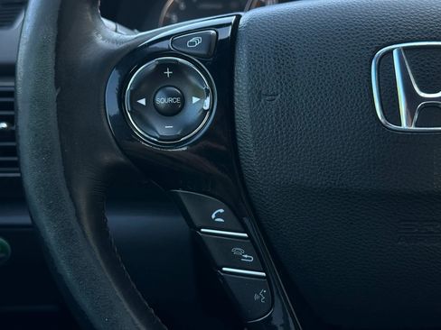 Used 2017 Honda Accord Sport Special Edition image 24