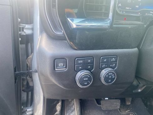 Used 2024 Chevrolet Silverado 3500 High Country AWD/4WD image 19