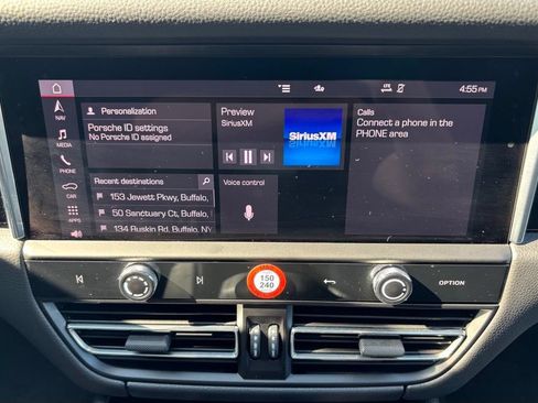 Certified 2026 Porsche Macan AWD/4WD image 26