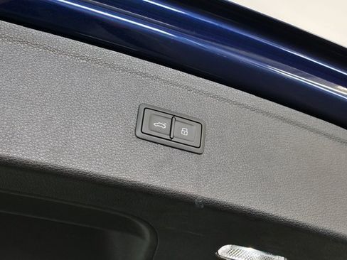 Certified 2025 Audi Q5 2.0T Premium Plus w/ Premium Plus Package image 14