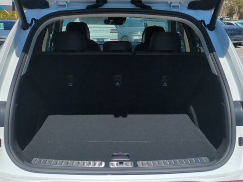 New 2026 Genesis GV70 2.5T Select image 12