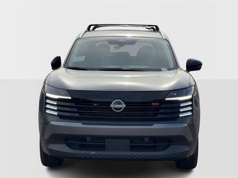 New 2026 Nissan Kicks SR w/ Cold Weather Package FWD image 6