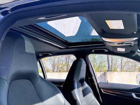 Used 2014 Mercedes-Benz C 63 AMG Sedan image 14