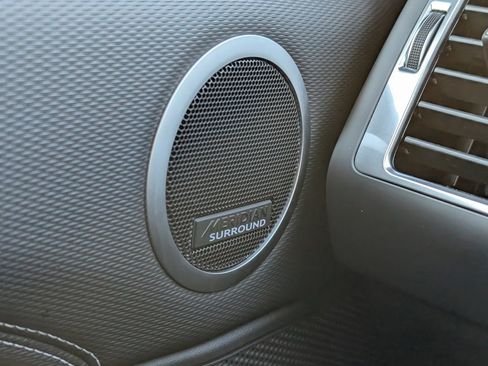 Certified 2024 Land Rover Discovery Dynamic SE image 26