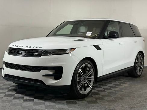 New 2026 Land Rover Range Rover Sport SE image 2