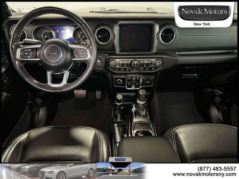 Used 2022 Jeep Wrangler Unlimited Sahara w/ Cold Weather Group image 14