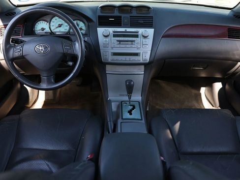 Used 2005 Toyota Solara SLE image 22