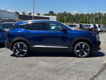 New 2025 Nissan Kicks SR w/ Interior Electronics Package