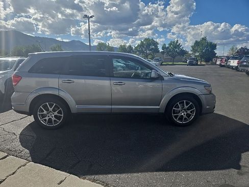 Used 2018 Dodge Journey GT w/ Nav & Sun Group FWD image 3