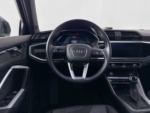 Used 2020 Audi Q3 2.0T Premium Plus image 24