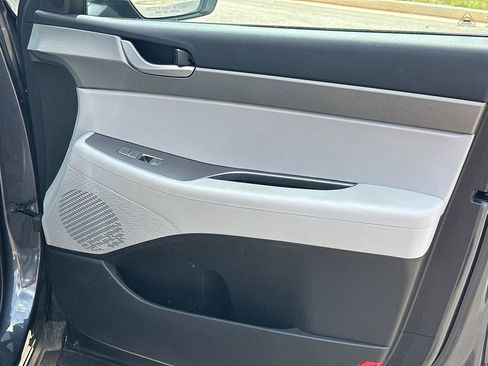 Used 2025 Hyundai Palisade SEL FWD image 14