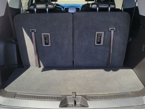 Used 2019 GMC Acadia SLT image 12