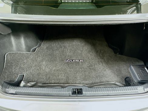 Used 2025 Lexus IS 300 w/ Comfort Package RWD image 30