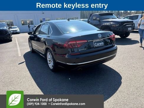 Used 2017 Volkswagen Passat 1.8T SE FWD image 8