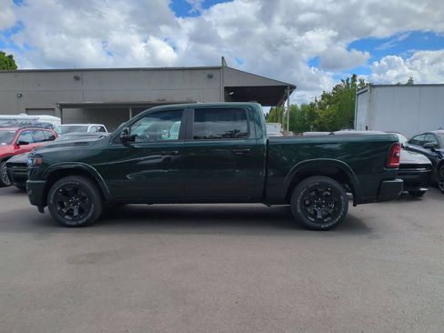 New 2026 RAM 1500 4x4 Crew Cab image 4