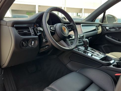 Certified 2026 Porsche Macan Turbo AWD/4WD image 25