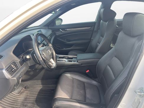 Certified 2022 Honda Accord Sport image 9
