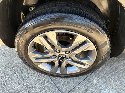 Used 2021 Kia Seltos S FWD image 15