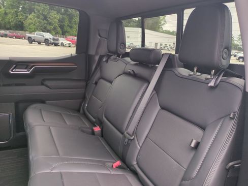 Certified 2025 GMC Sierra 1500 Denali w/ Denali Reserve Package AWD/4WD image 24