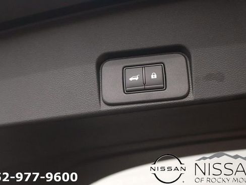 New 2026 Nissan Rogue Platinum AWD/4WD image 15