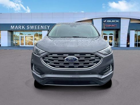 Used 2022 Ford Edge Titanium image 3