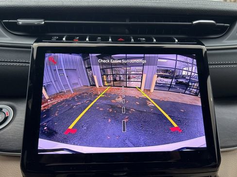 New 2025 Jeep Grand Cherokee Limited image 22