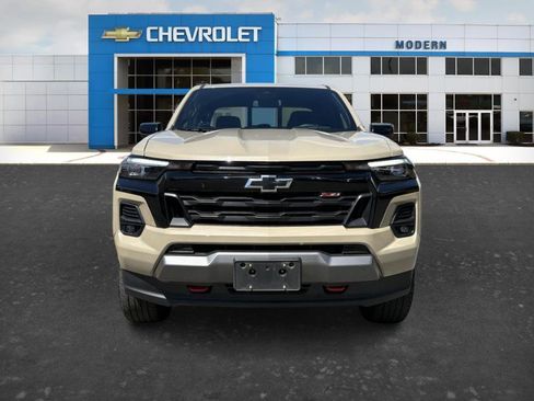Used 2023 Chevrolet Colorado Z71 w/ Advanced Trailering Package AWD/4WD image 7