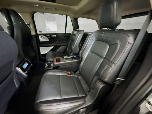 Used 2022 Lincoln Aviator Reserve w/ Equipment Group 201A AWD/4WD image 27