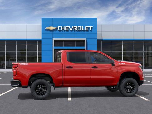 New 2026 Chevrolet Silverado 1500 Custom Trail Boss w/ LPO, Dark Essentials Package image 5