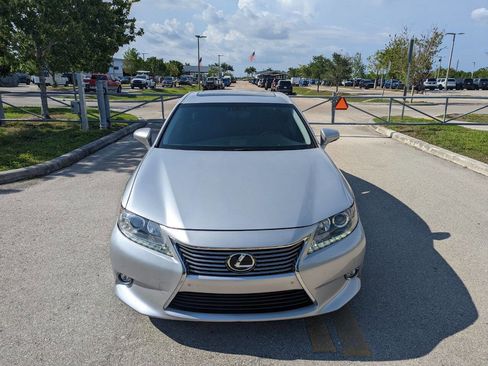 Used 2014 Lexus ES 350 w/ Luxury Package image 9