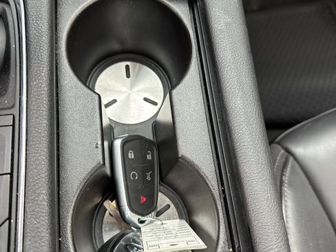 Used 2020 Cadillac XT6 Premium Luxury image 17