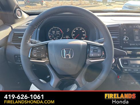 New 2026 Honda Ridgeline Black Edition image 15