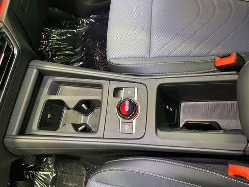 New 2026 Volkswagen Tiguan SE image 22