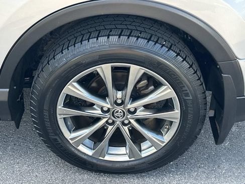 Used 2017 Toyota RAV4 Limited w/ Advanced Technology Package AWD/4WD image 17