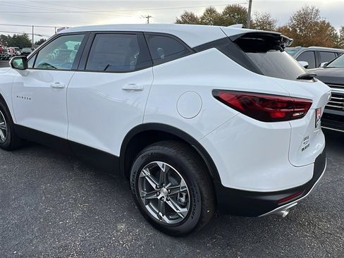 New 2026 Chevrolet Blazer LT image 7