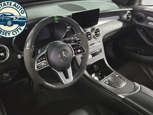 Used 2021 Mercedes-Benz GLC 300 4MATIC w/ Premium Package image 11