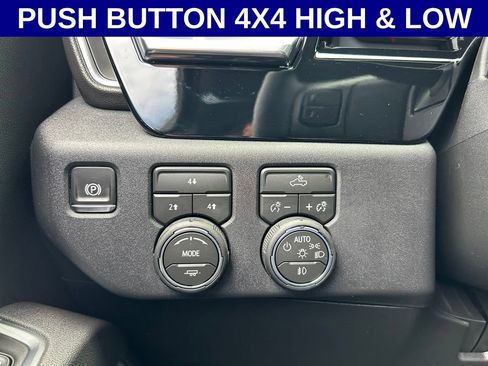 Used 2026 Chevrolet Silverado 2500 LT AWD/4WD image 15